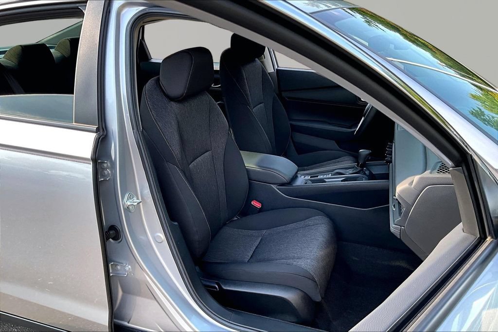 Used 2025 Honda Accord LX image 21