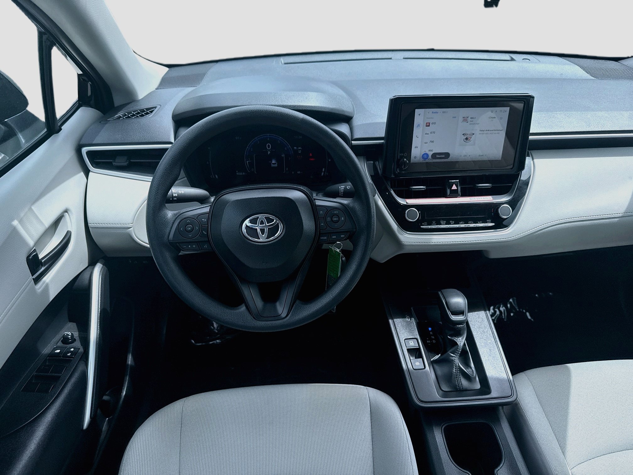 Used 2026 Toyota Corolla Cross L FWD image 18