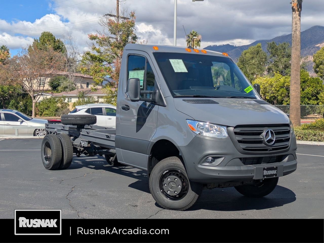 Used 2023 Mercedes-Benz Sprinter 3500 image 1