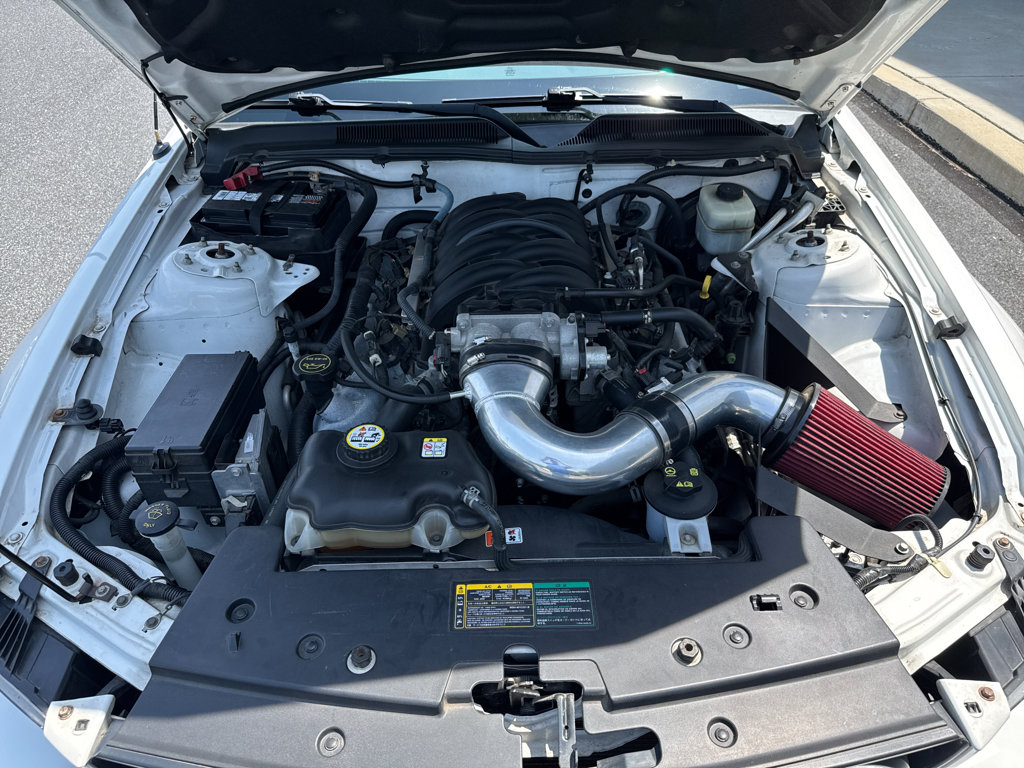 Used 2006 Ford Mustang GT Premium RWD image 2
