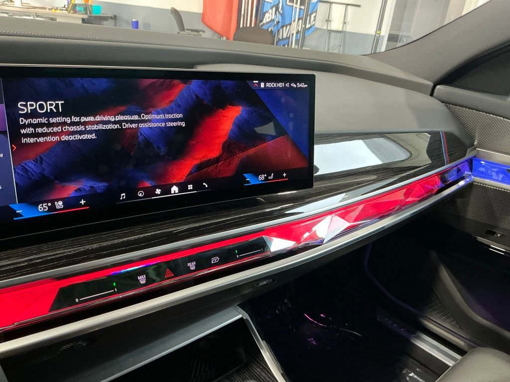 Used 2026 BMW 740i xDrive image 70