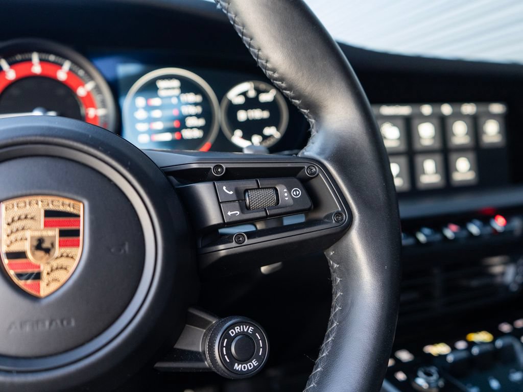 Used 2020 Porsche 911 Carrera S w/ Sport Package RWD image 21