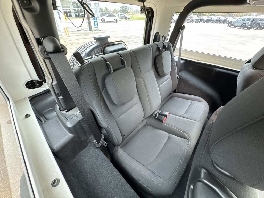 Used 2020 Jeep Wrangler Sport image 19