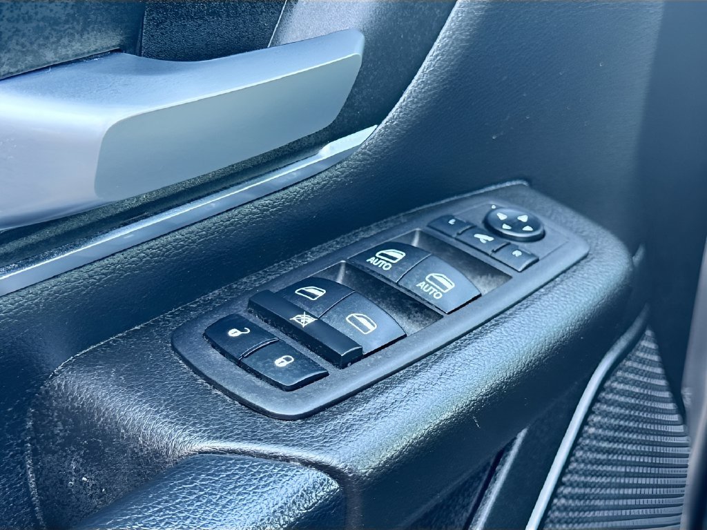 Used 2024 RAM 1500 Big Horn AWD/4WD image 17