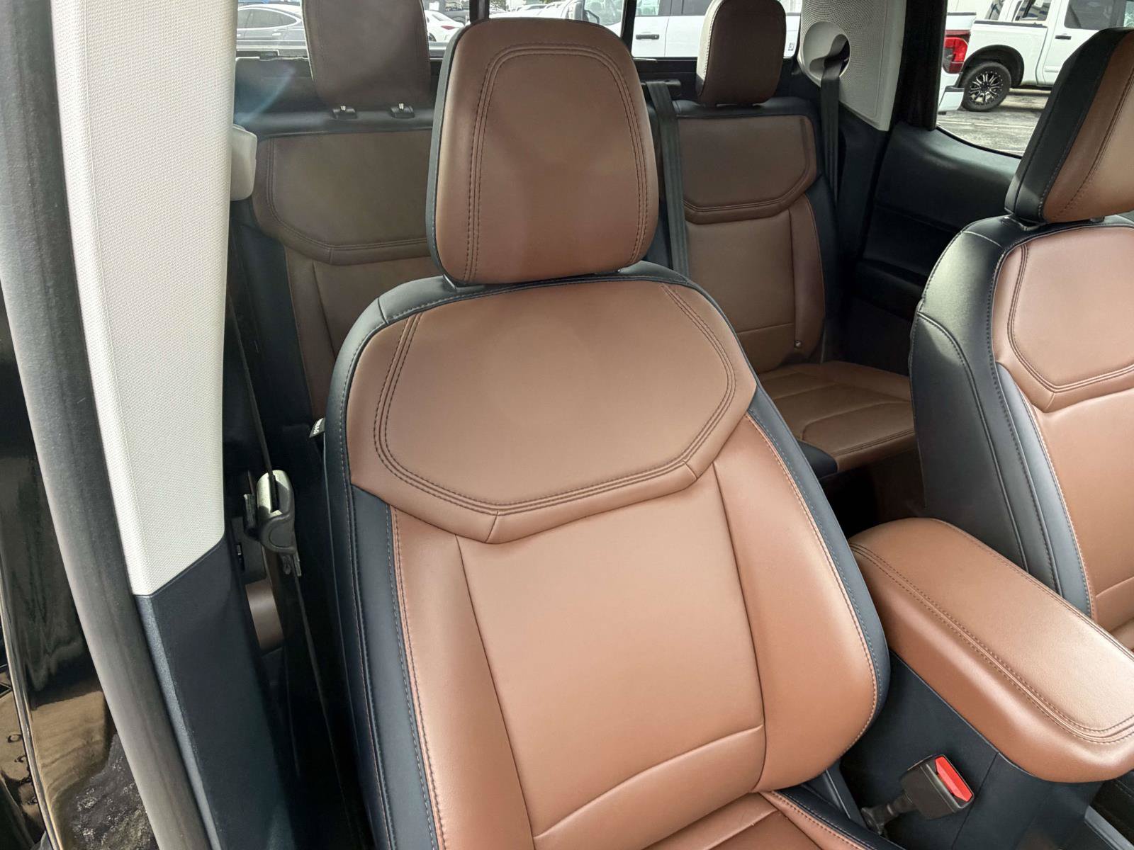 Used 2023 Ford Maverick Lariat w/ Lariat Luxury Package AWD/4WD image 29