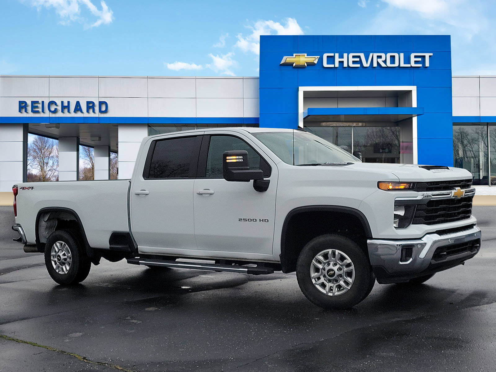 Used 2025 Chevrolet Silverado 2500 LT w/ Safety Package AWD/4WD image 1
