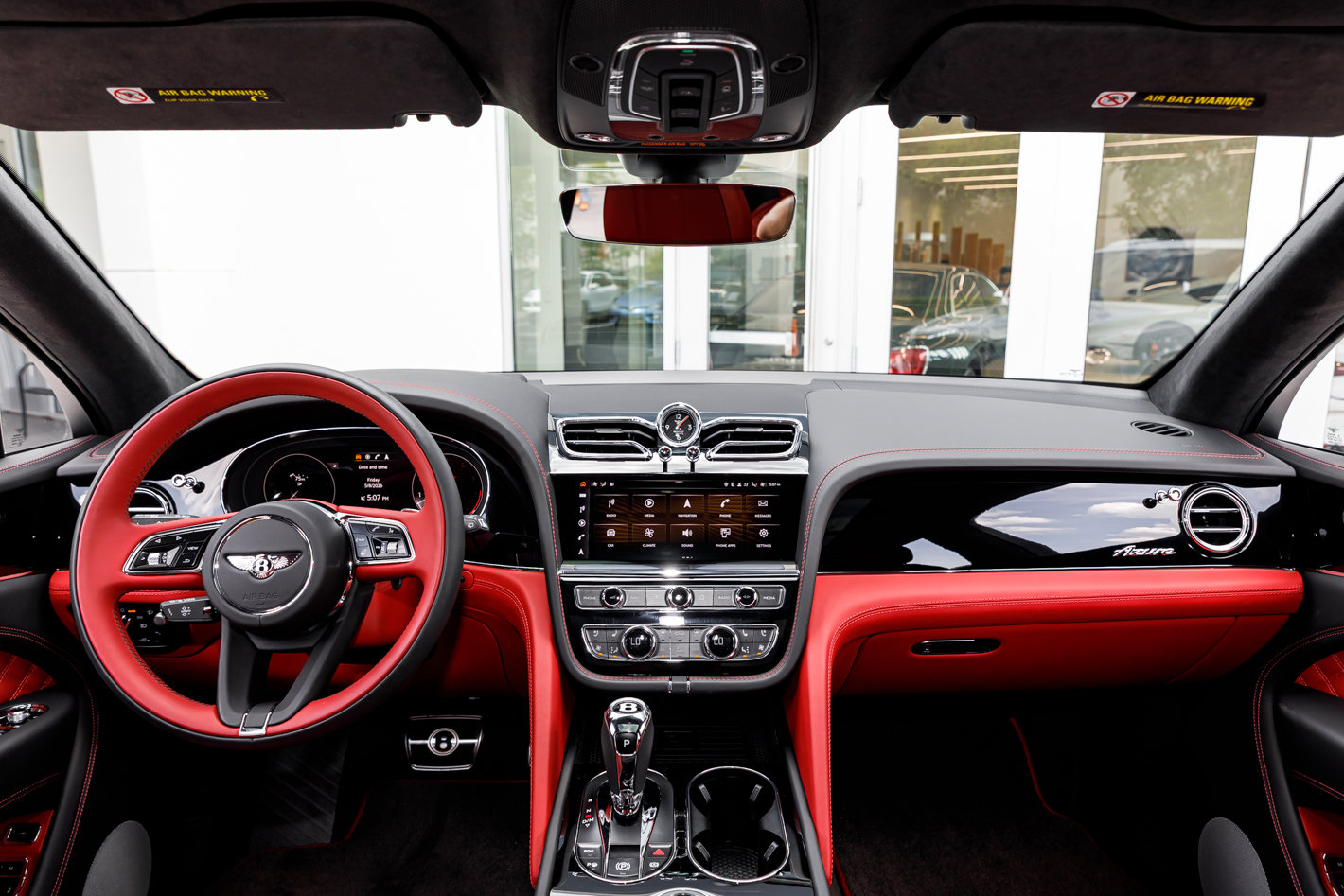 Used 2023 Bentley Bentayga AWD/4WD image 4