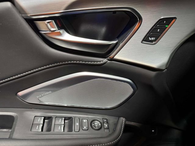 Used 2023 Acura RDX SH-AWD image 20