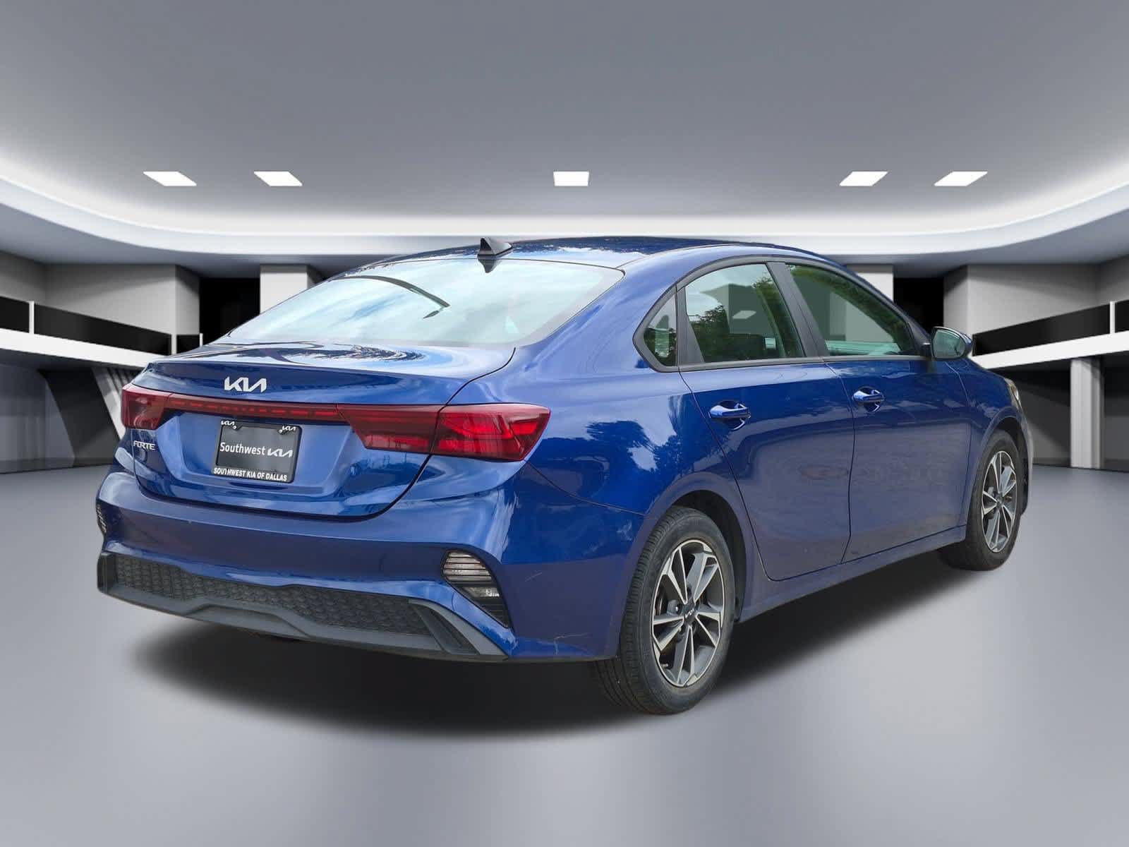 Certified 2024 Kia Forte LXS FWD image 5