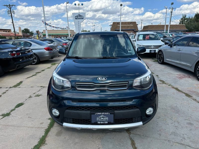 Used 2018 Kia Soul + FWD image 2