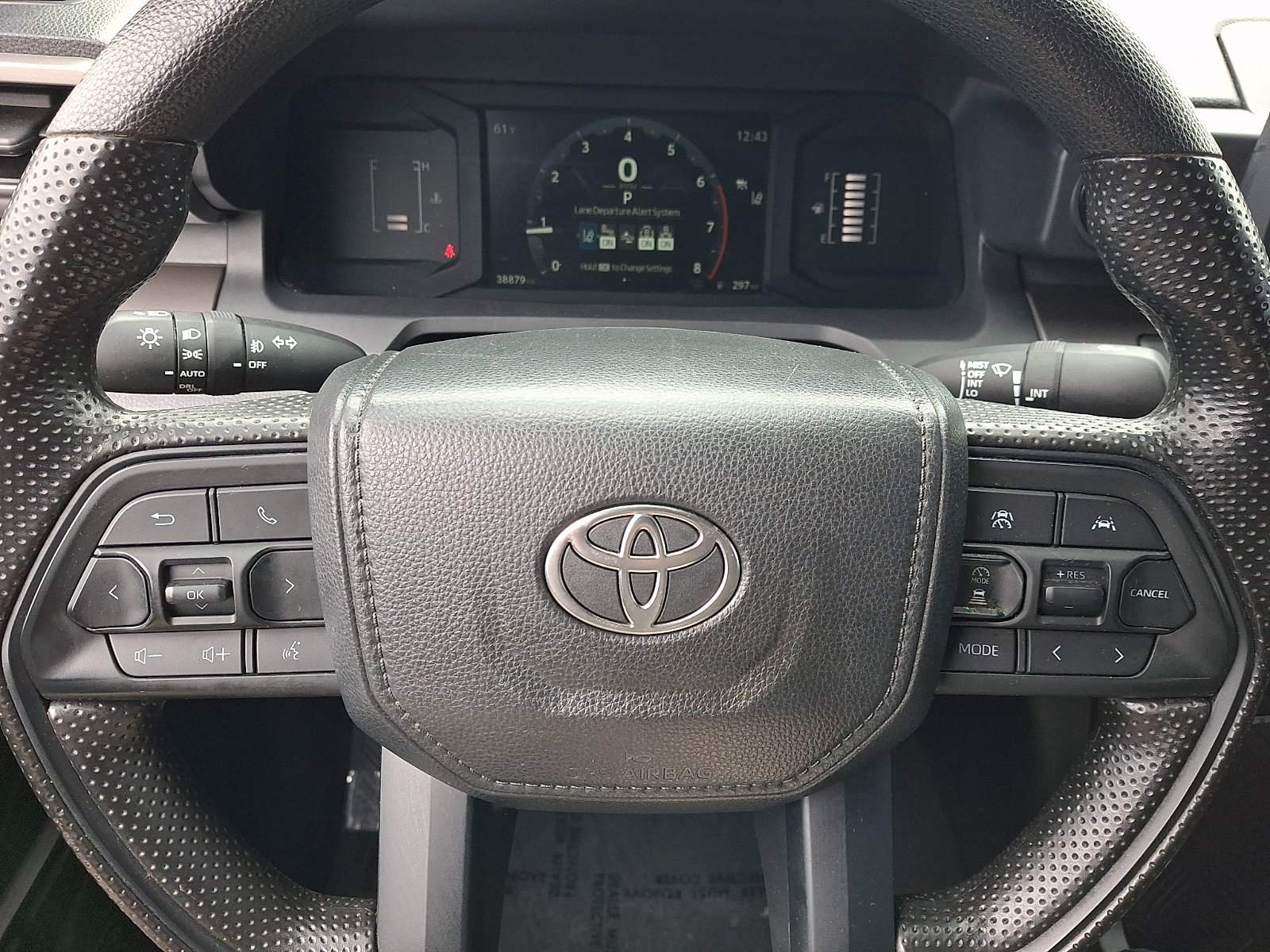 Used 2024 Toyota Tacoma SR5 AWD/4WD image 20