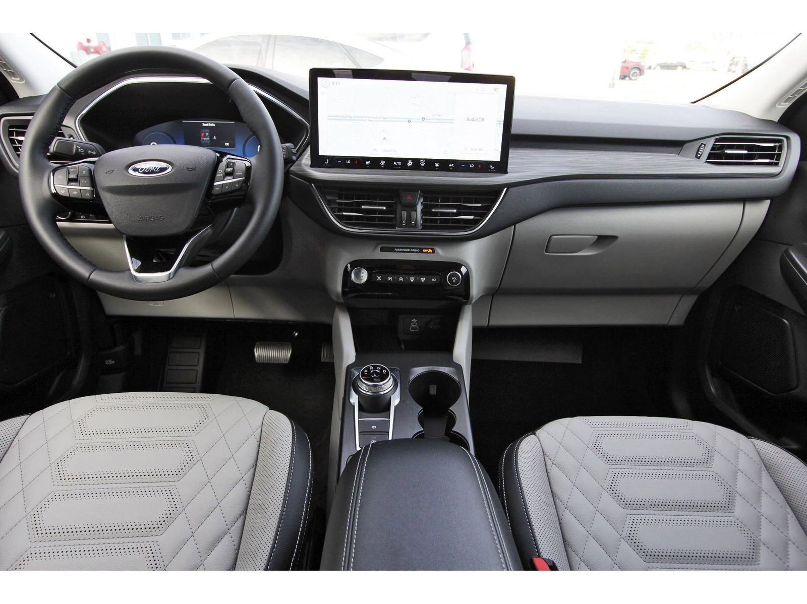 Used 2024 Ford Escape Platinum w/ Premium Technology Package image 12