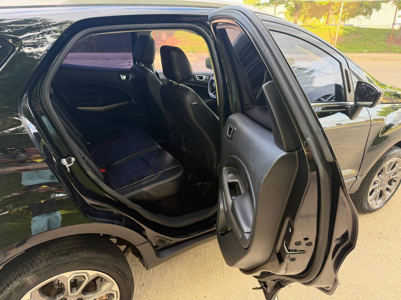 Used 2019 Ford EcoSport Titanium AWD/4WD image 12