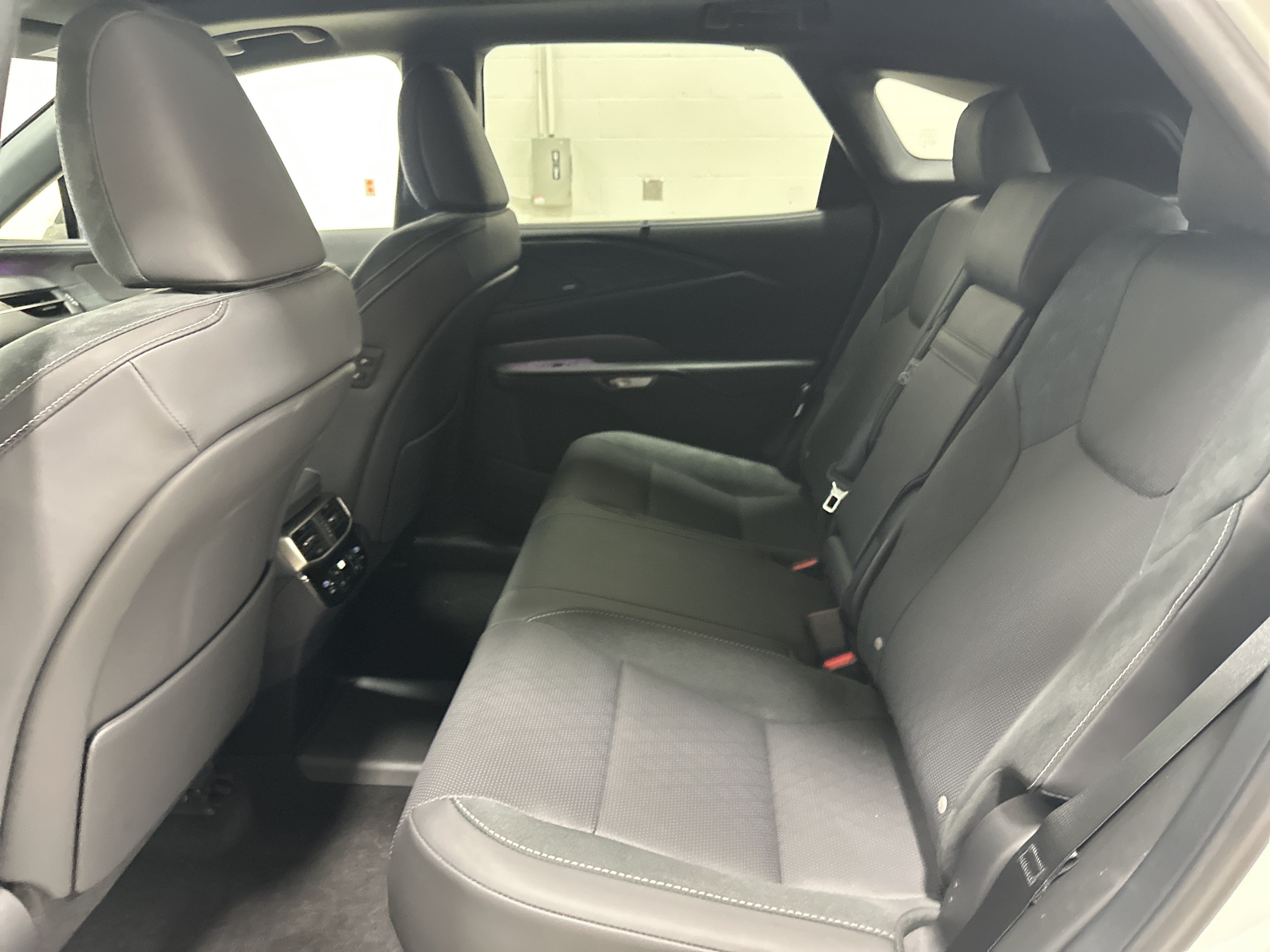 Certified 2025 Lexus RX 450h AWD w/ Convenience Package image 31