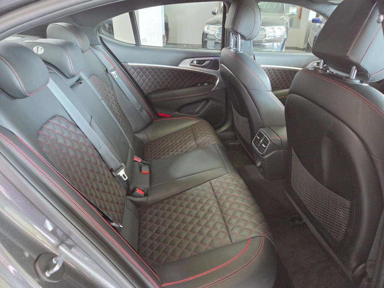 Used 2020 Genesis G70 3.3T w/ Sport Package image 23