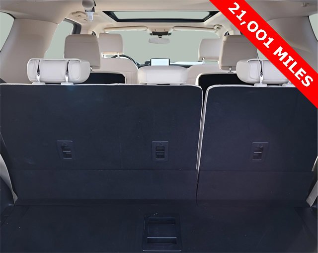 Used 2023 Ford Expedition Platinum image 16