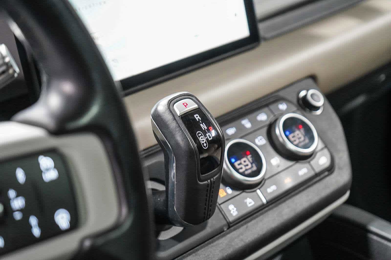 Used 2020 Land Rover Defender 110 HSE image 26