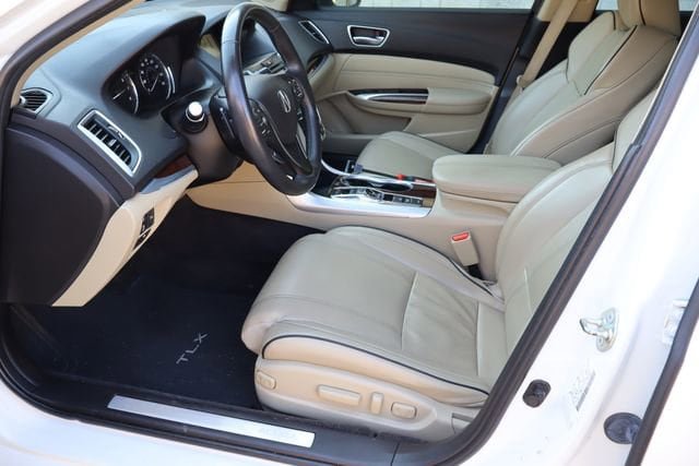 Used 2018 Acura TLX V6 SH-AWD w/ Advance Package image 16