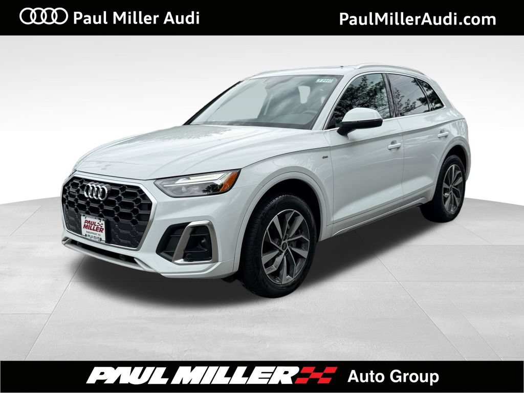 Used 2023 Audi Q5 2.0T Premium w/ Convenience Package
