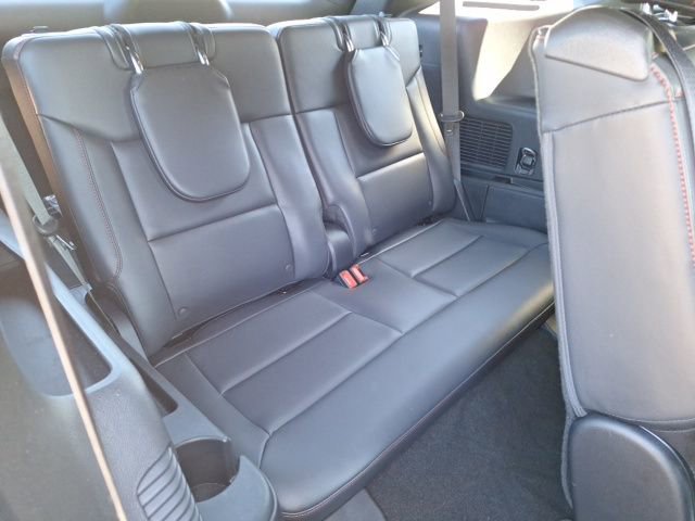 Certified 2025 Ford Explorer ST-Line w/ Premium Package image 26