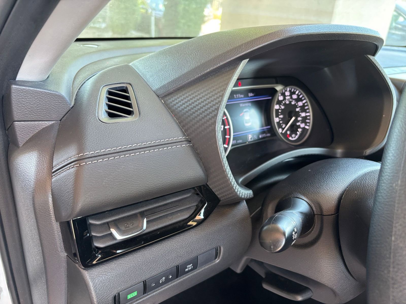 Used 2025 Nissan Sentra SV image 32