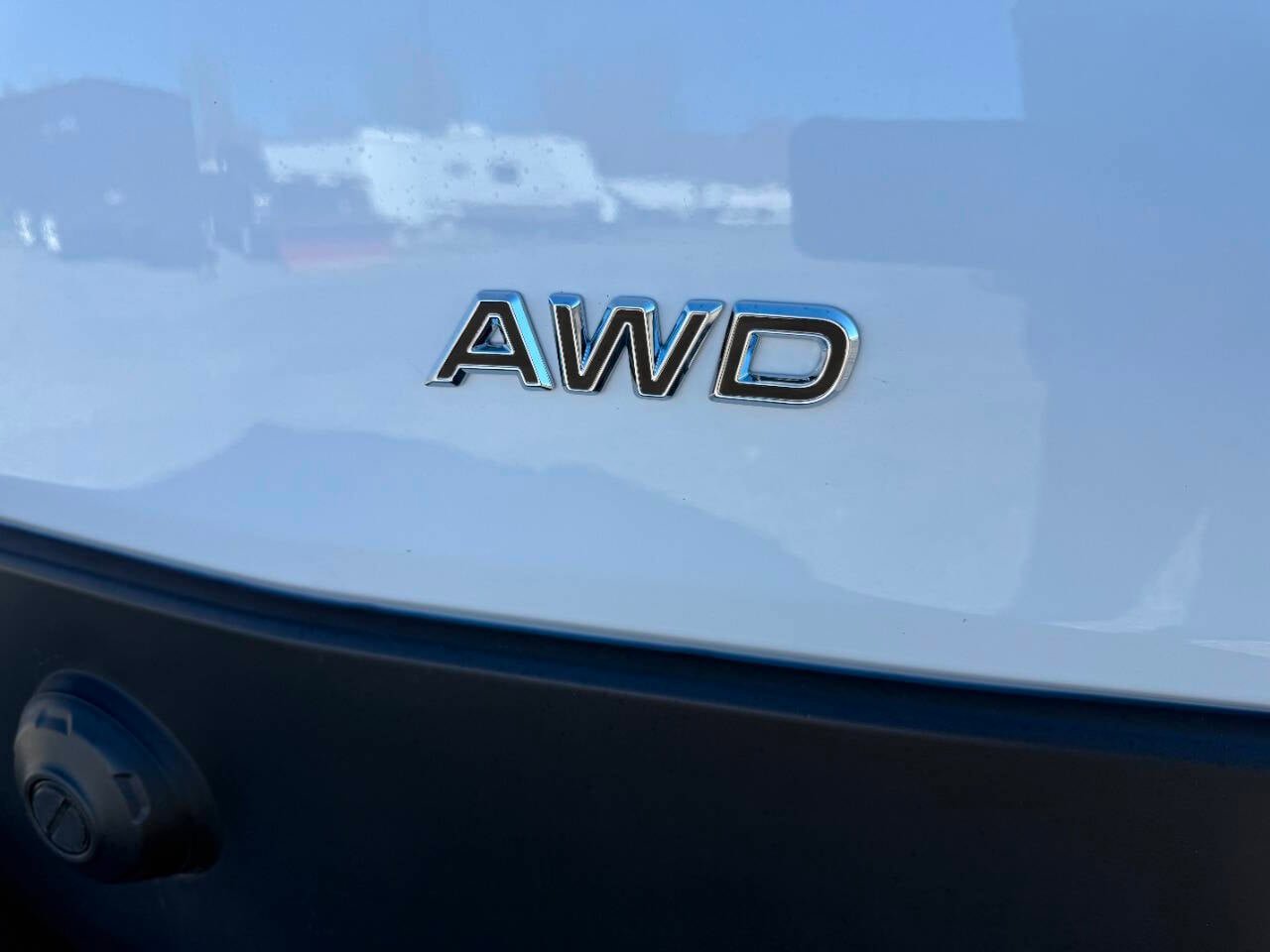 Used 2025 Ford Transit 250 250 AWD 3dr LWB Medium Roof Ca image 10