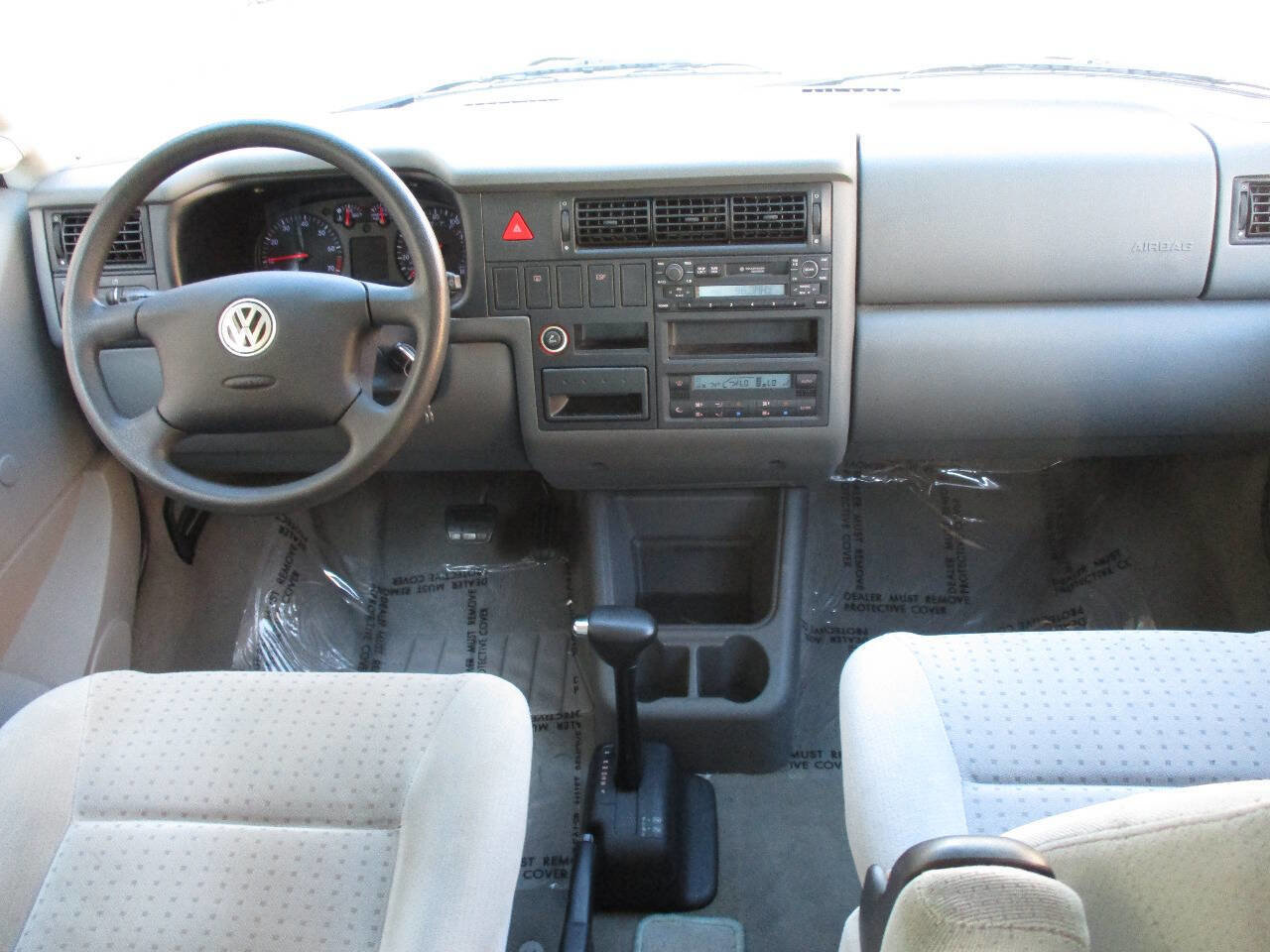 Used 2002 Volkswagen Eurovan GLS image 13