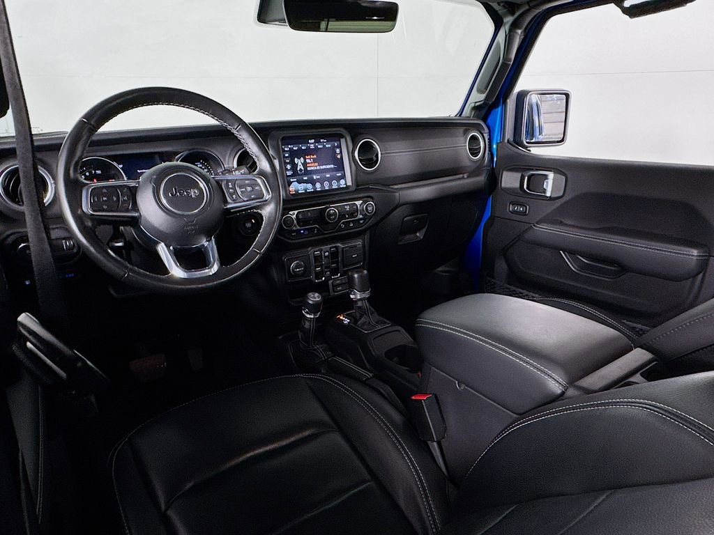 Used 2023 Jeep Wrangler Unlimited Sahara w/ Cold Weather Group AWD/4WD image 33