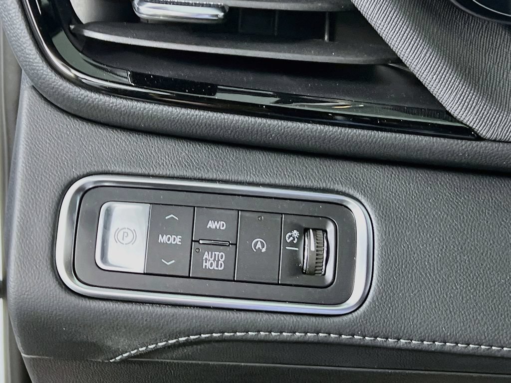 New 2026 Buick Enclave Sport Touring w/ Power Package AWD/4WD image 9