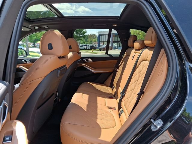 Used 2023 BMW X5 xDrive40i w/ Premium Package AWD/4WD image 12
