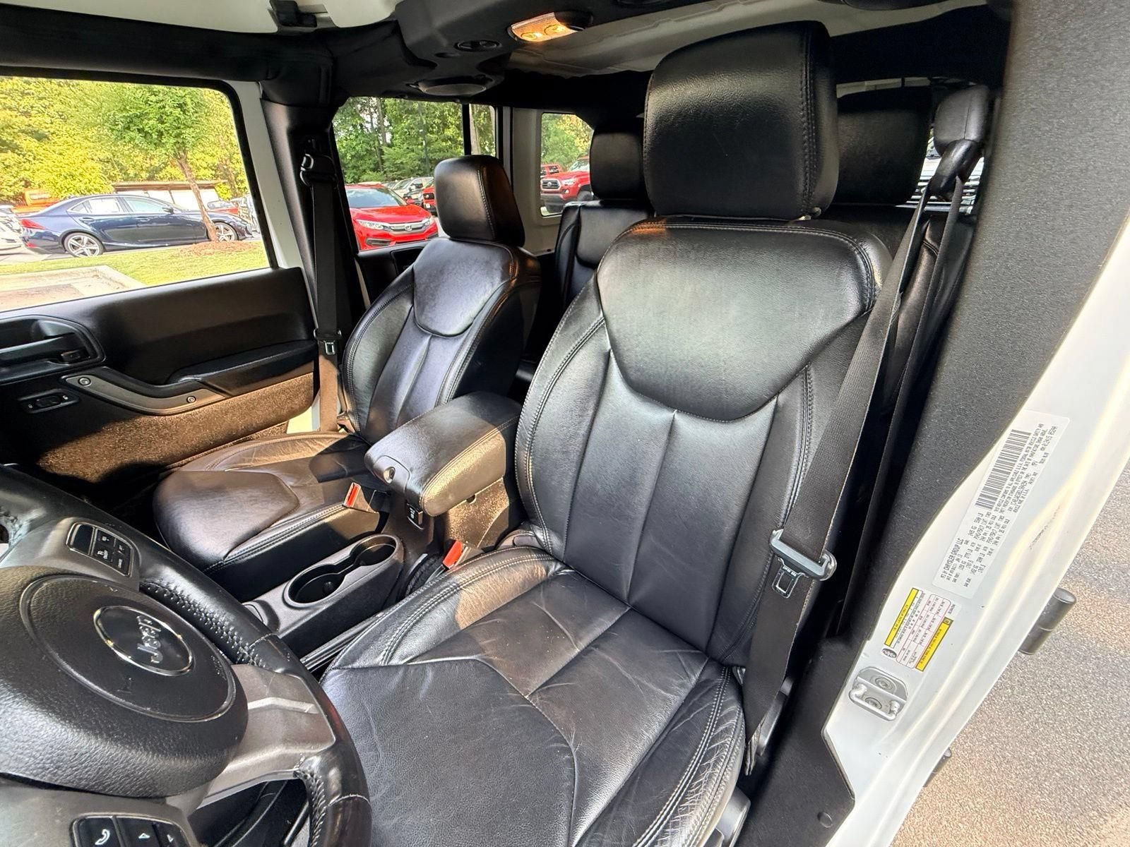 Used 2013 Jeep Wrangler Unlimited Sahara AWD/4WD image 50