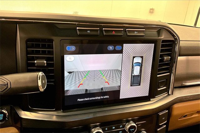 Used 2024 Ford F250 Lariat w/ Black Appearance Package image 26