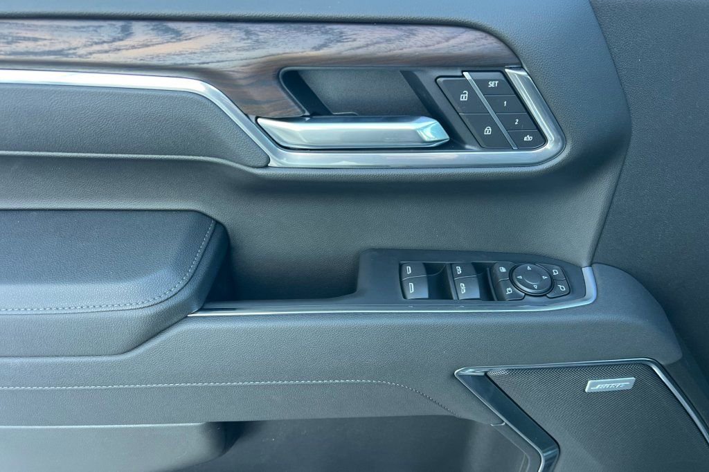 New 2026 GMC Sierra 1500 SLT AWD/4WD image 8