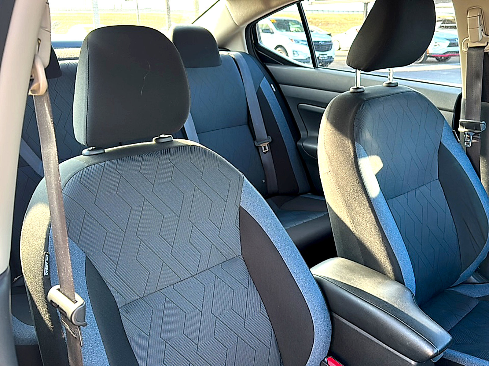 Used 2023 Nissan Versa SV image 23