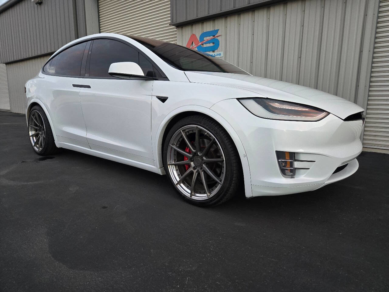 Used 2018 Tesla Model X P100D image 12