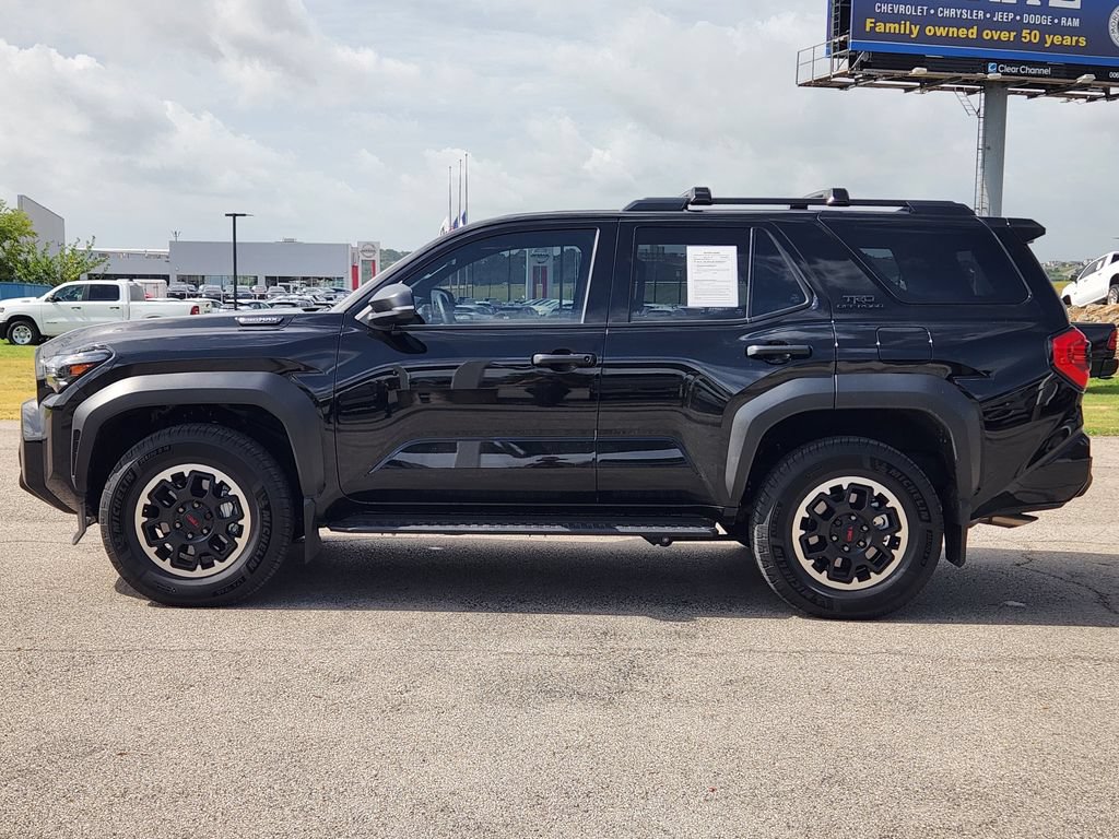 Used 2025 Toyota 4Runner TRD Off-Road AWD/4WD image 4