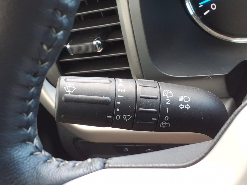Used 2023 Ford Expedition XLT RWD image 34