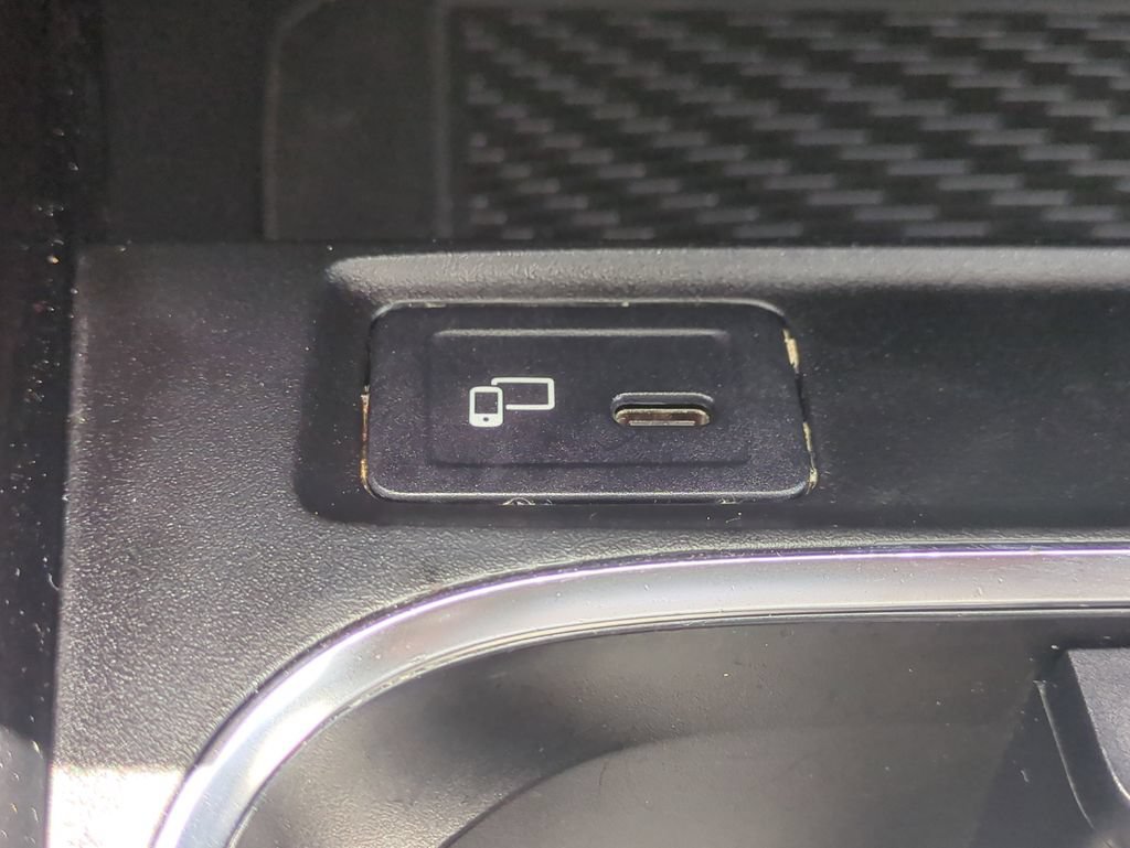 Used 2023 Mercedes-Benz CLA 250 w/ Premium Package image 23