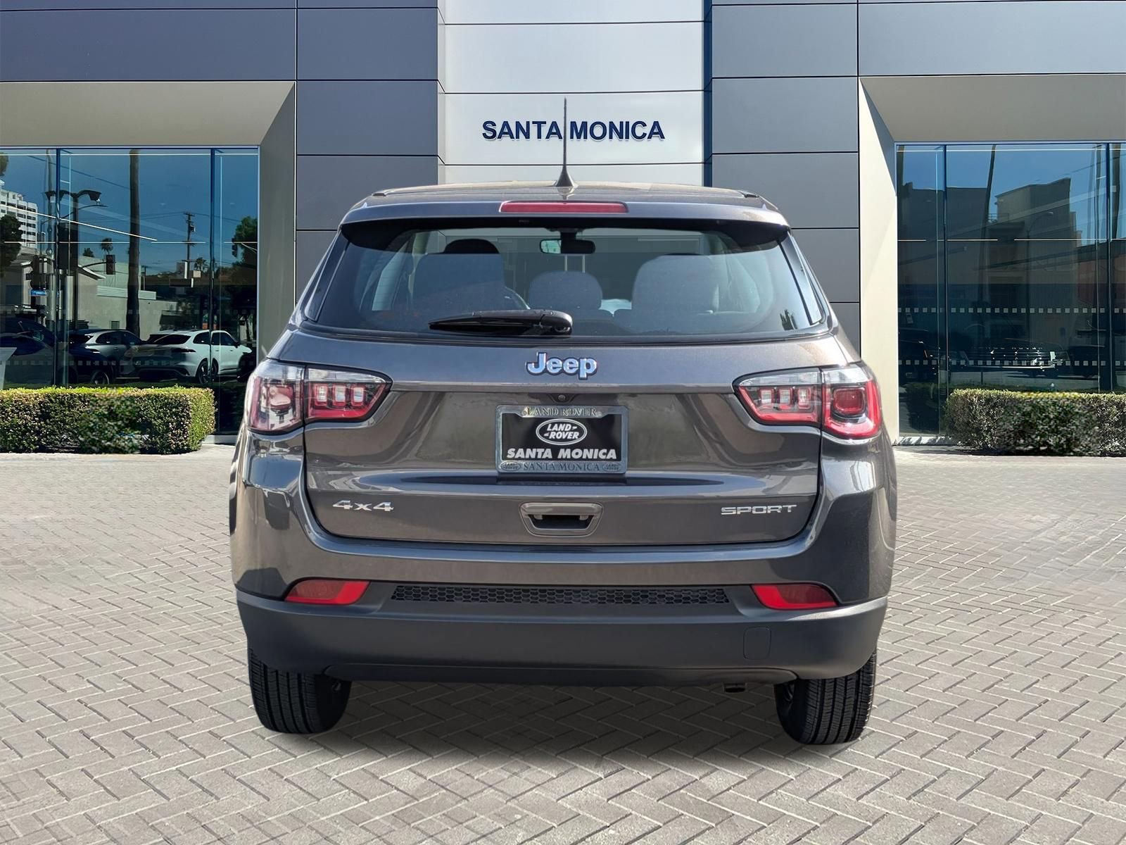 Used 2020 Jeep Compass Sport image 6