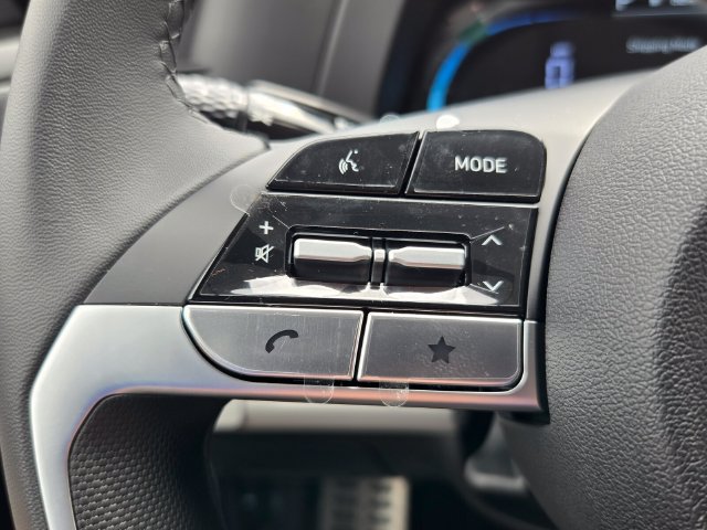 New 2026 Hyundai Elantra SEL Sport FWD image 13