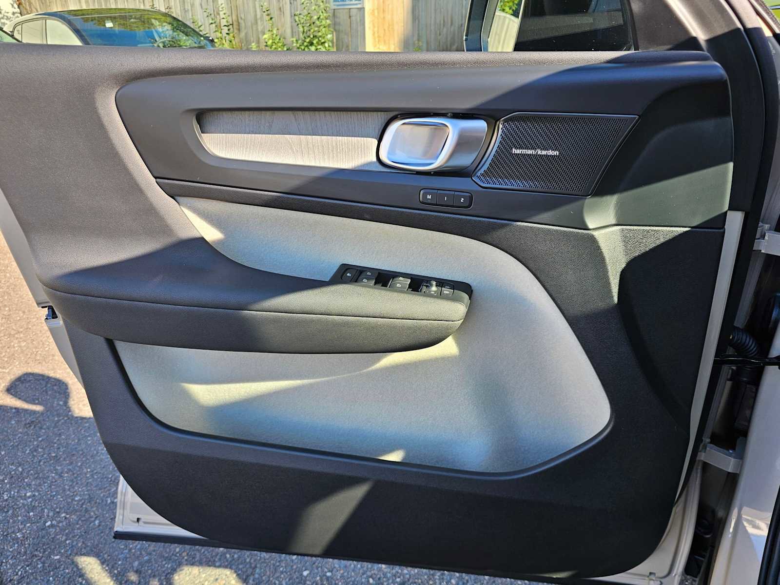 New 2025 Volvo XC40 B5 Plus w/ Climate Package image 20