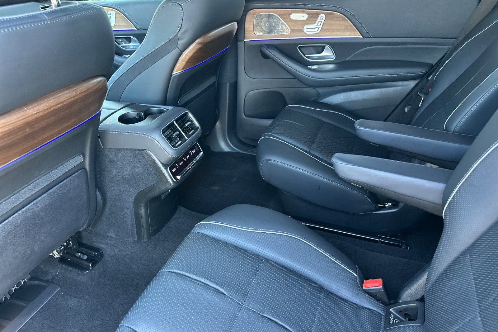 Certified 2024 Mercedes-Benz GLS 580 4MATIC image 12