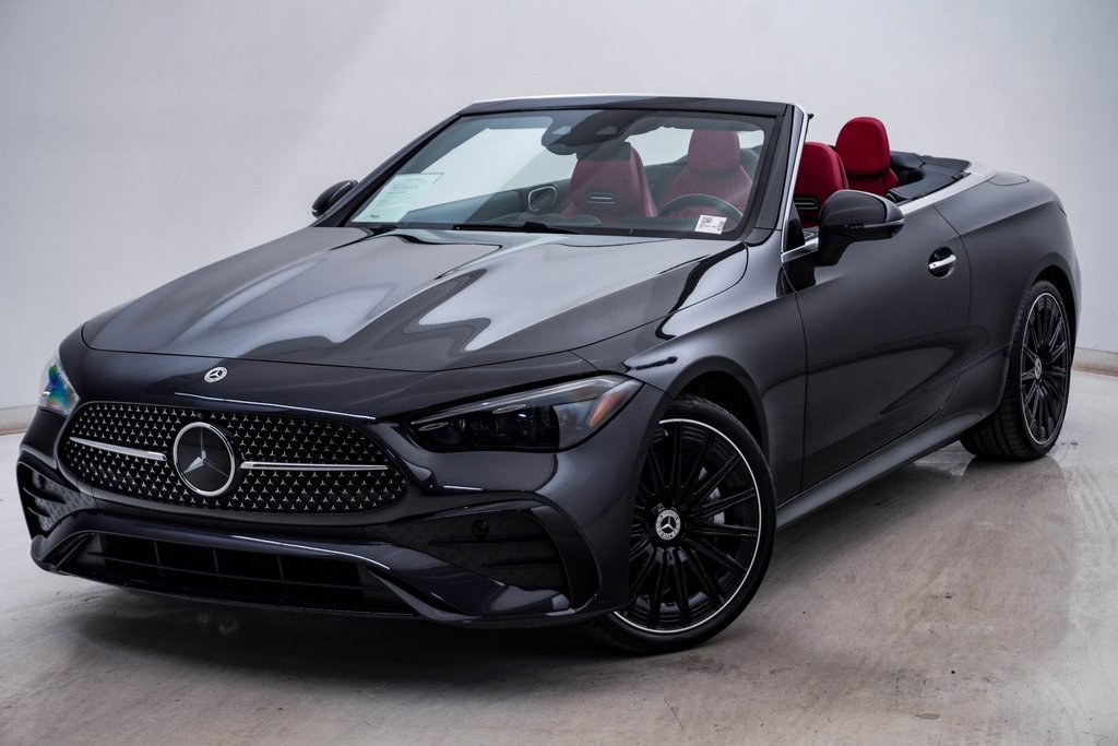 Used 2024 Mercedes-Benz CLE 450 4MATIC Cabriolet image 3