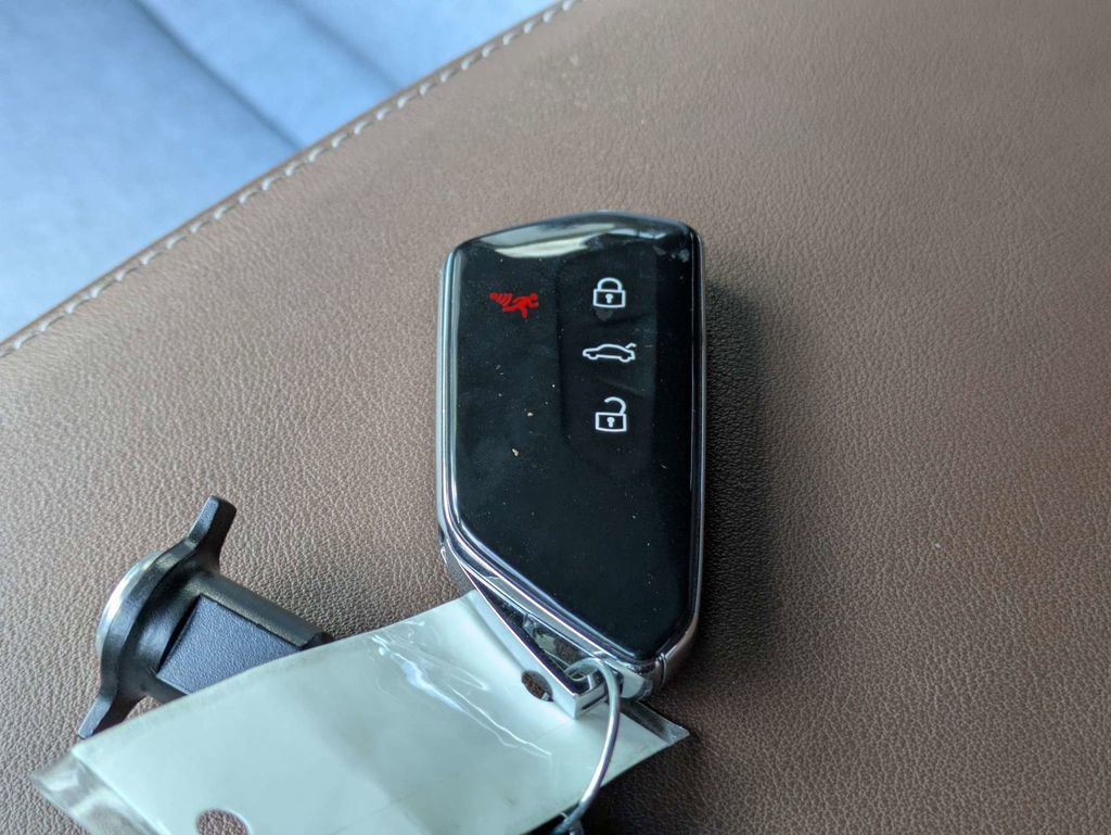 Certified 2023 Volkswagen ID.4 Pro image 41