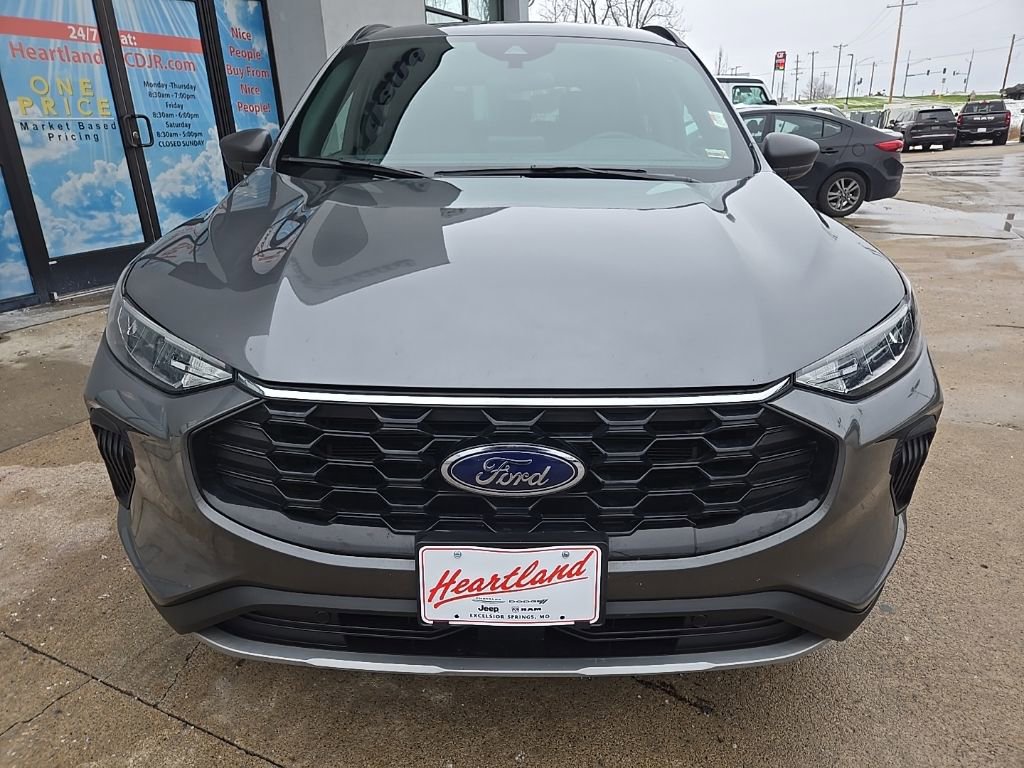 Used 2025 Ford Escape ST-Line image 15