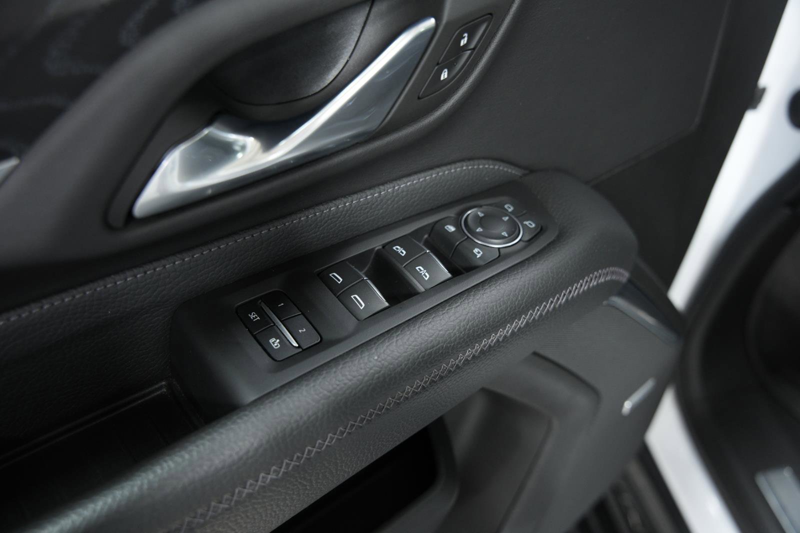 Used 2023 GMC Yukon Denali w/ LPO, Floor Liner Package image 26