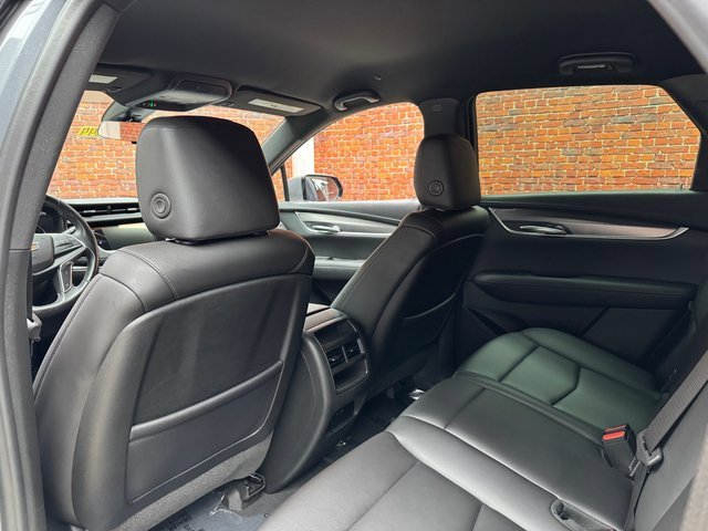 Used 2022 Cadillac XT5 Luxury image 23