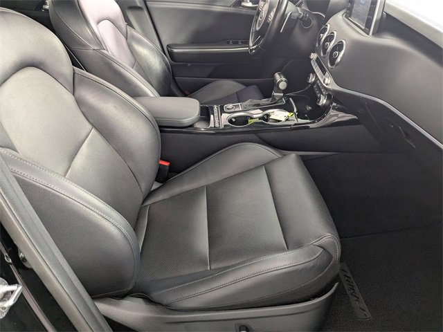 Used 2019 Kia Stinger image 30