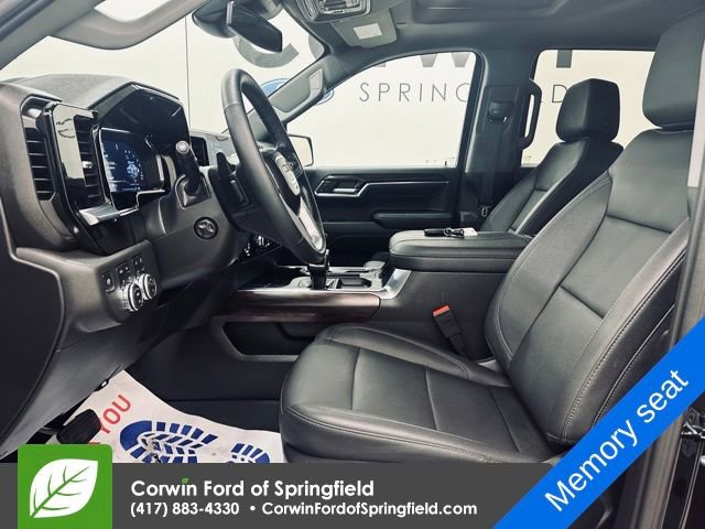 Used 2023 GMC Sierra 1500 SLT w/ SLT Premium Package image 24