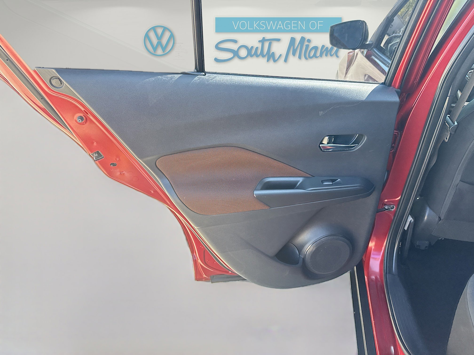 Used 2019 Nissan Kicks SR w/ Exterior Package image 24